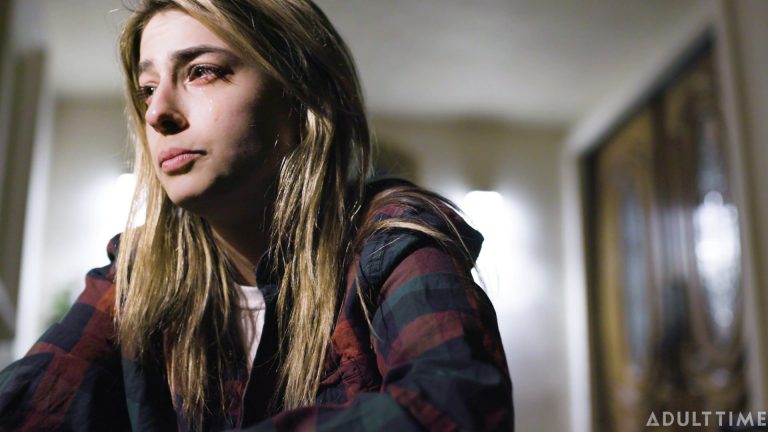 Checking In with Adult Time’s “Teenage Lesbian” Star Kristen Scott