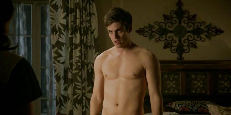Yes, Cursed Star Daniel Sharman Once Went Nude In Medici