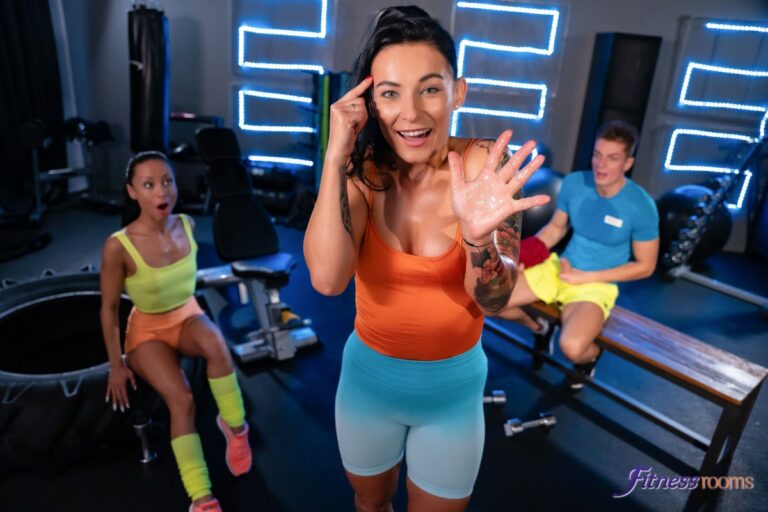 Lexi Dona and Caramella Del X Have a Threesome at the Gym!