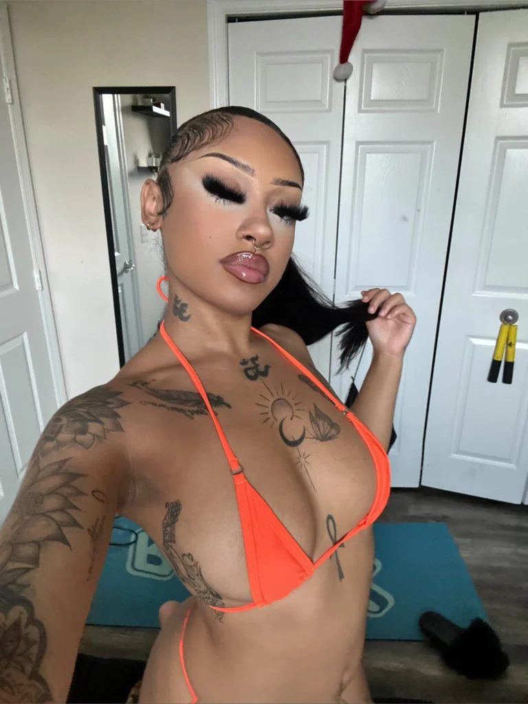 xxxleiyna OnlyFans - Leiyna - Creator Profile - Fleshbot