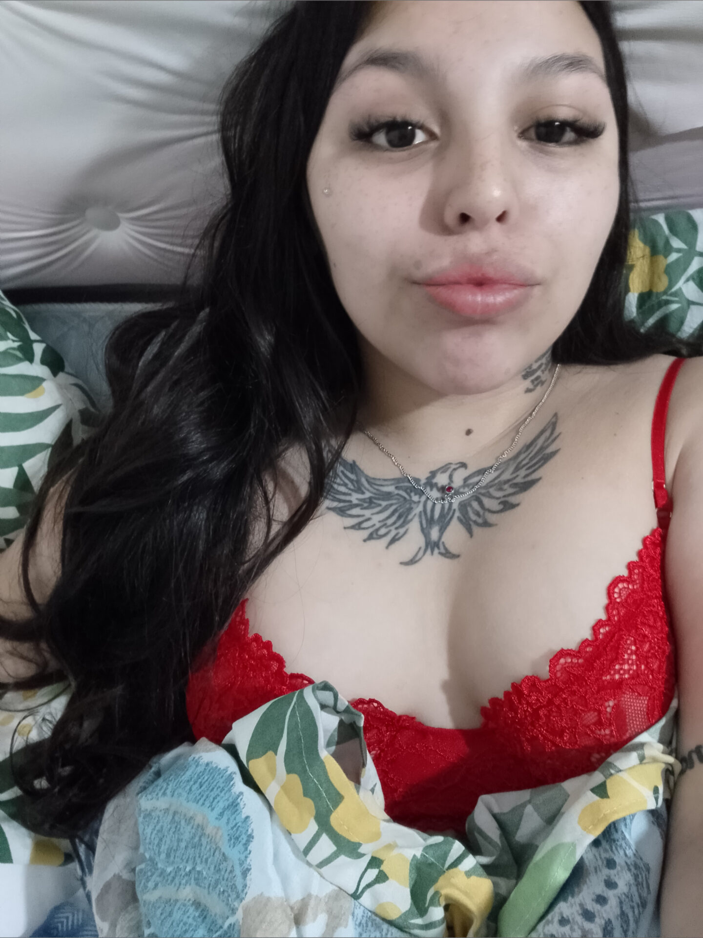 CURVY AVAILABLE 420 - Fleshbot