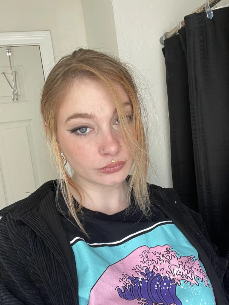 queenofhyrulefree OnlyFans - Queen of Hyrule - Creator Profile - Fleshbot