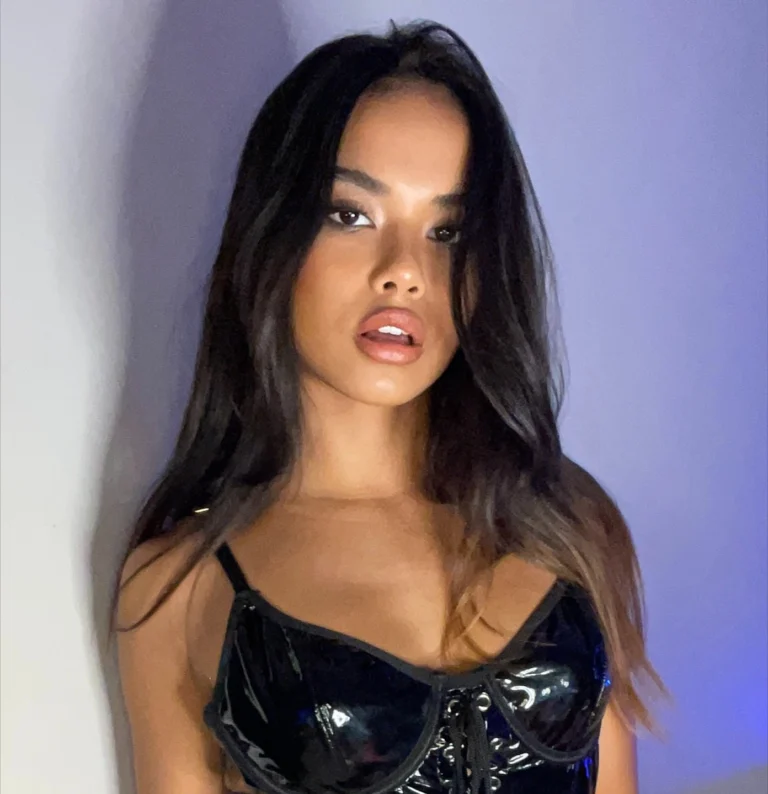adriannarodriguezz OnlyFans Goddess Adrianna Creator Profile  