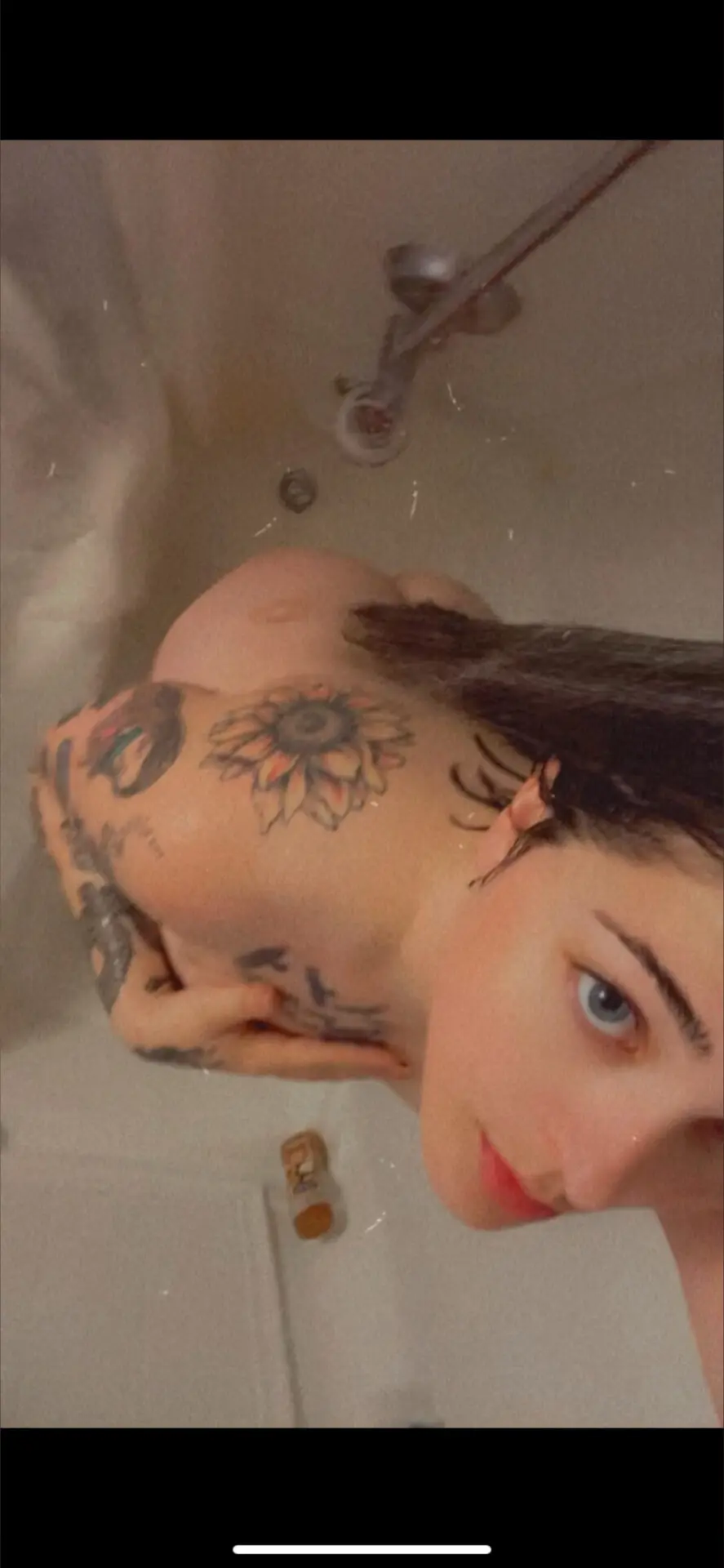 Lucid Lucy - Fleshbot