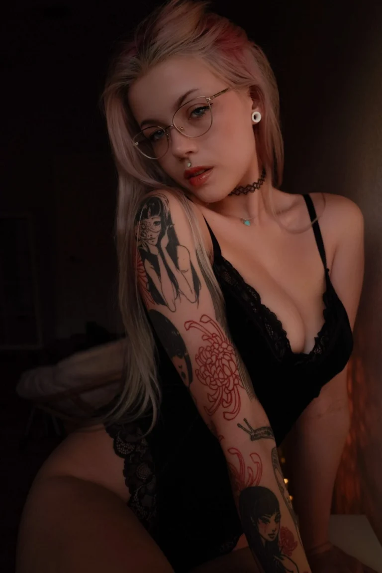 OnlyFans model poses confidently her allure undeniable