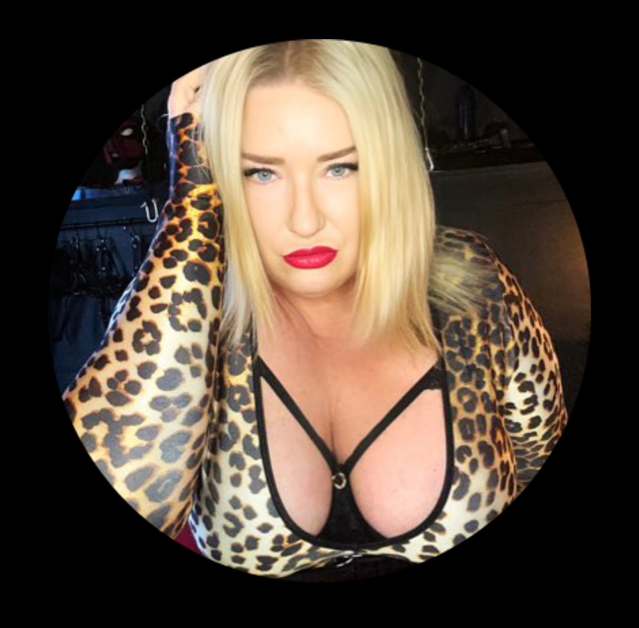 Madam Maze - Fleshbot