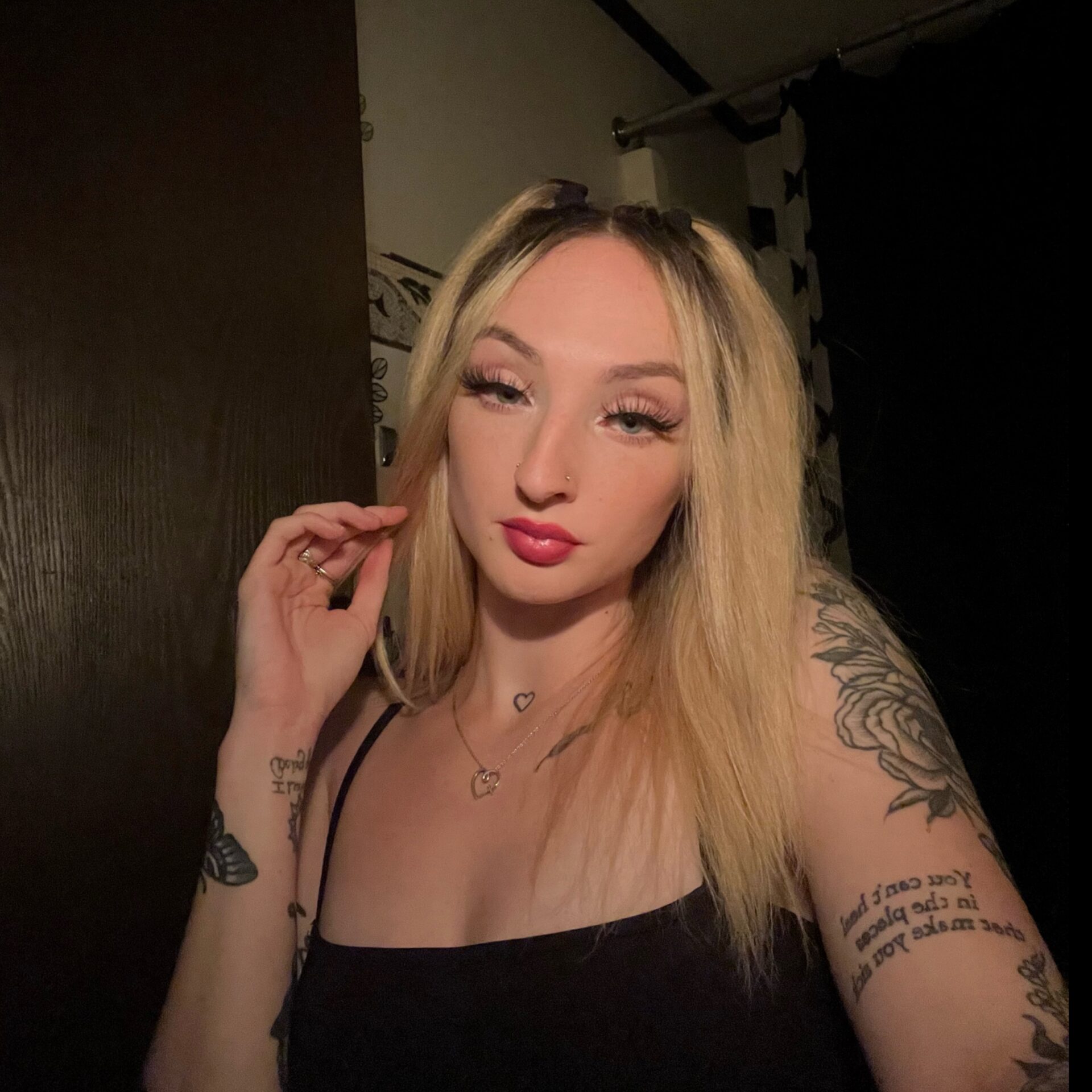 porshaaaxxx OnlyFans - porshaaa - Creator Profile - Fleshbot