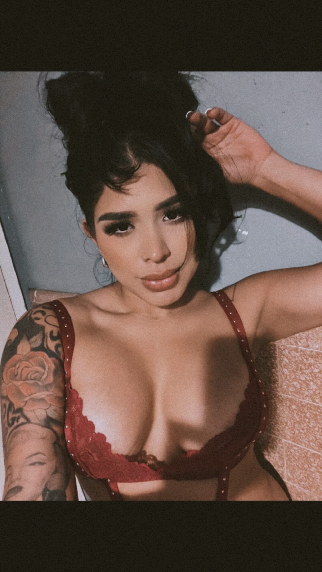 Bombshell - Fleshbot