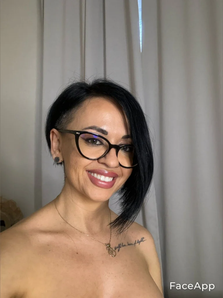 christinefree OnlyFans - Christine - Creator Profile - Fleshbot