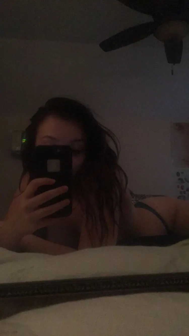 kylie bunny's alluring profile