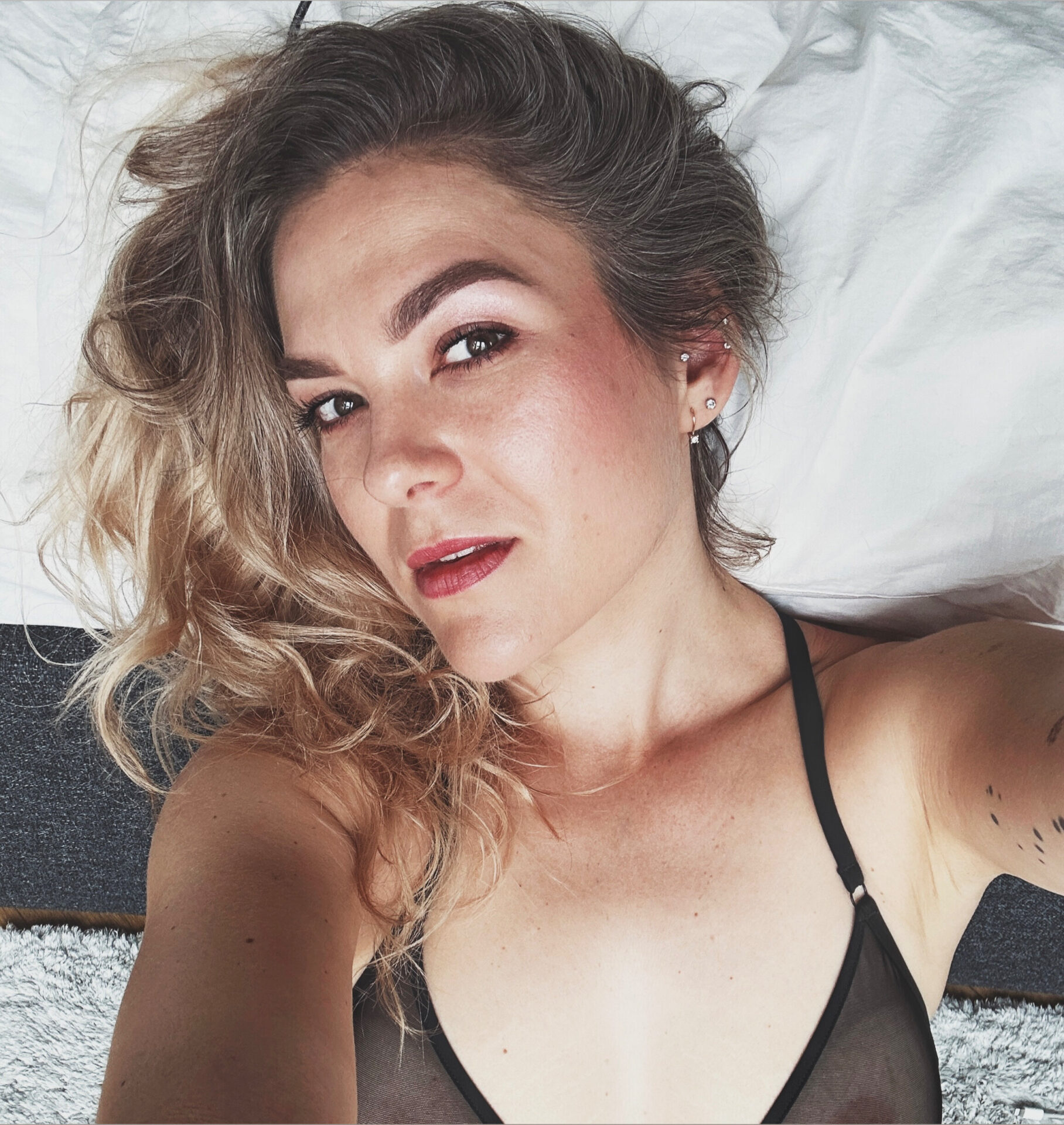 KinkyNiky - Fleshbot