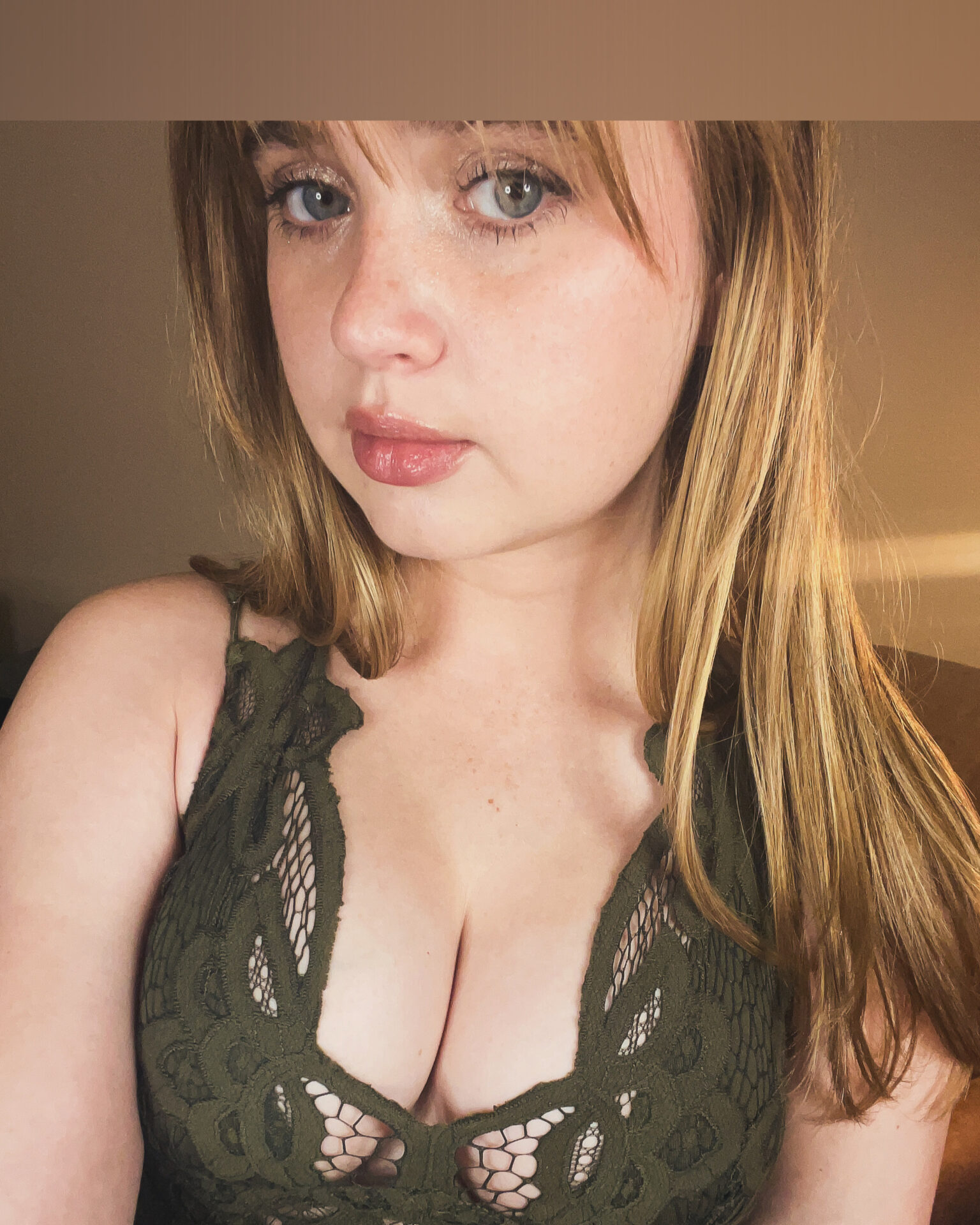 Bella Marie Berrada - Fleshbot