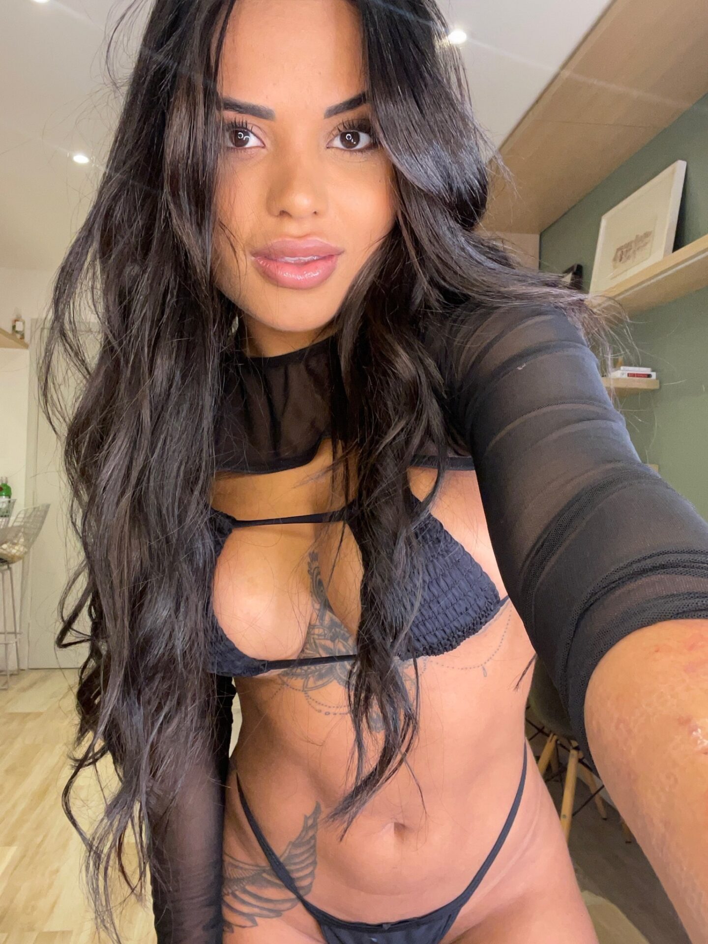 Geovanna Paes - Fleshbot