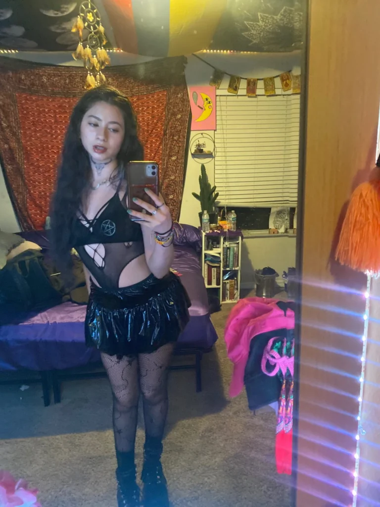 marixbaby OnlyFans - mari - Creator Profile - Fleshbot