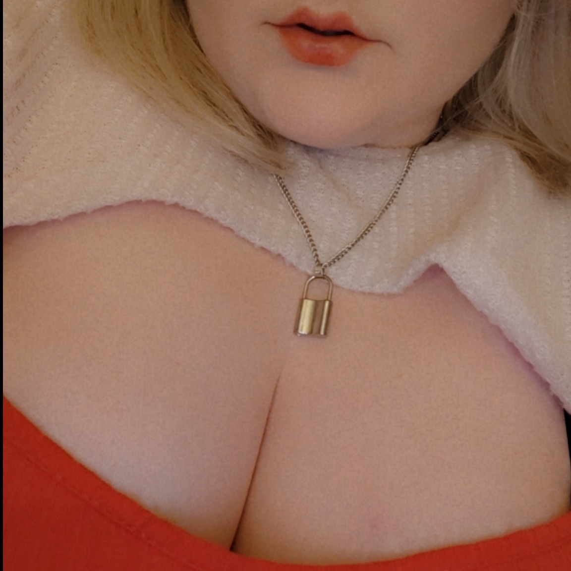 Belle Brooks (BB) - Fleshbot