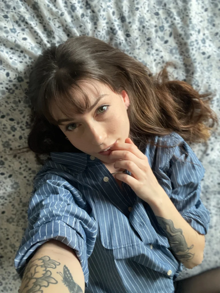 Minnie - Fleshbot