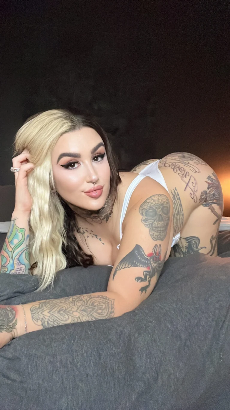 somethingwickedxxx OnlyFans Leaks