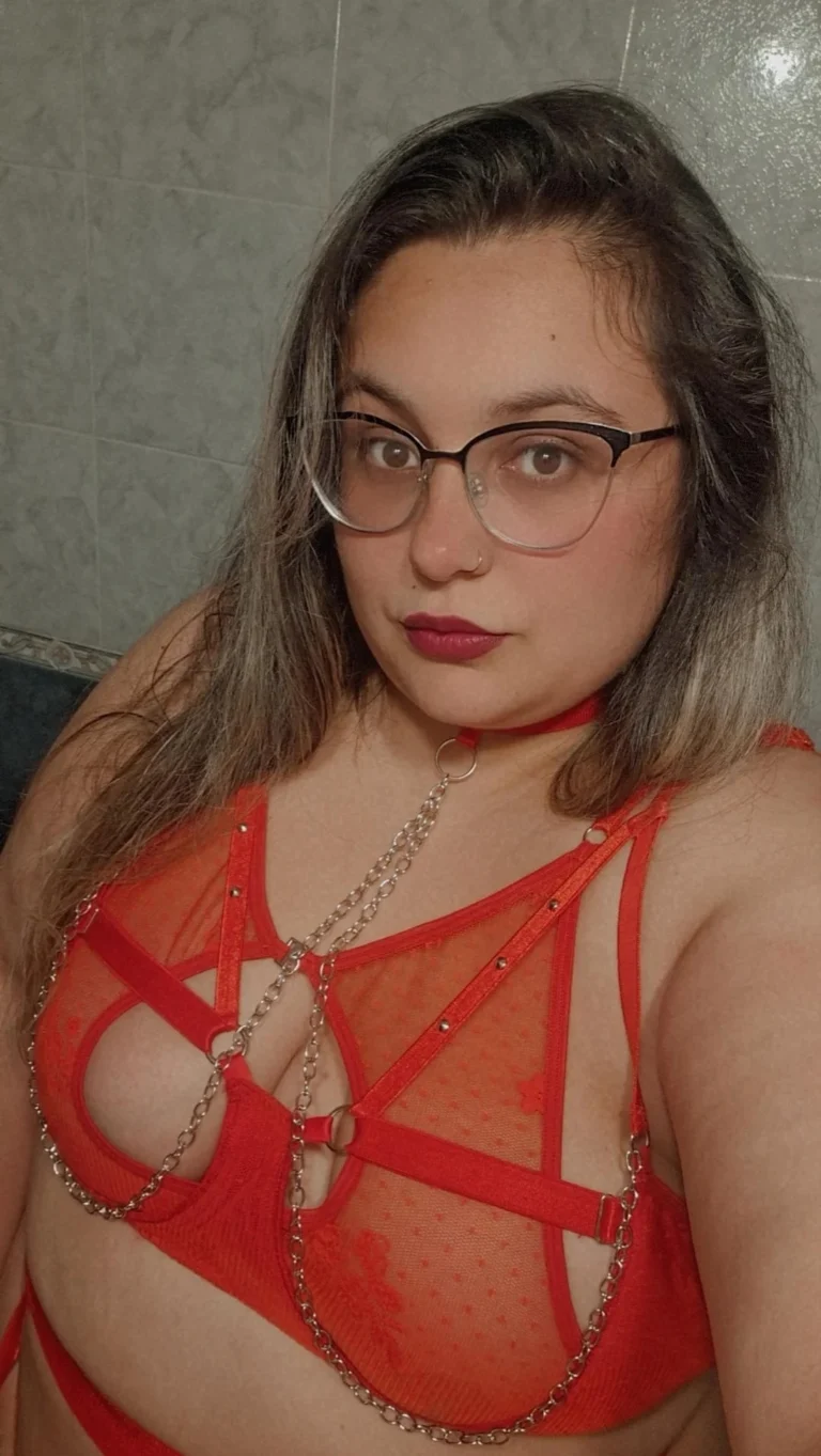 Aisha Queen of the vc4ll