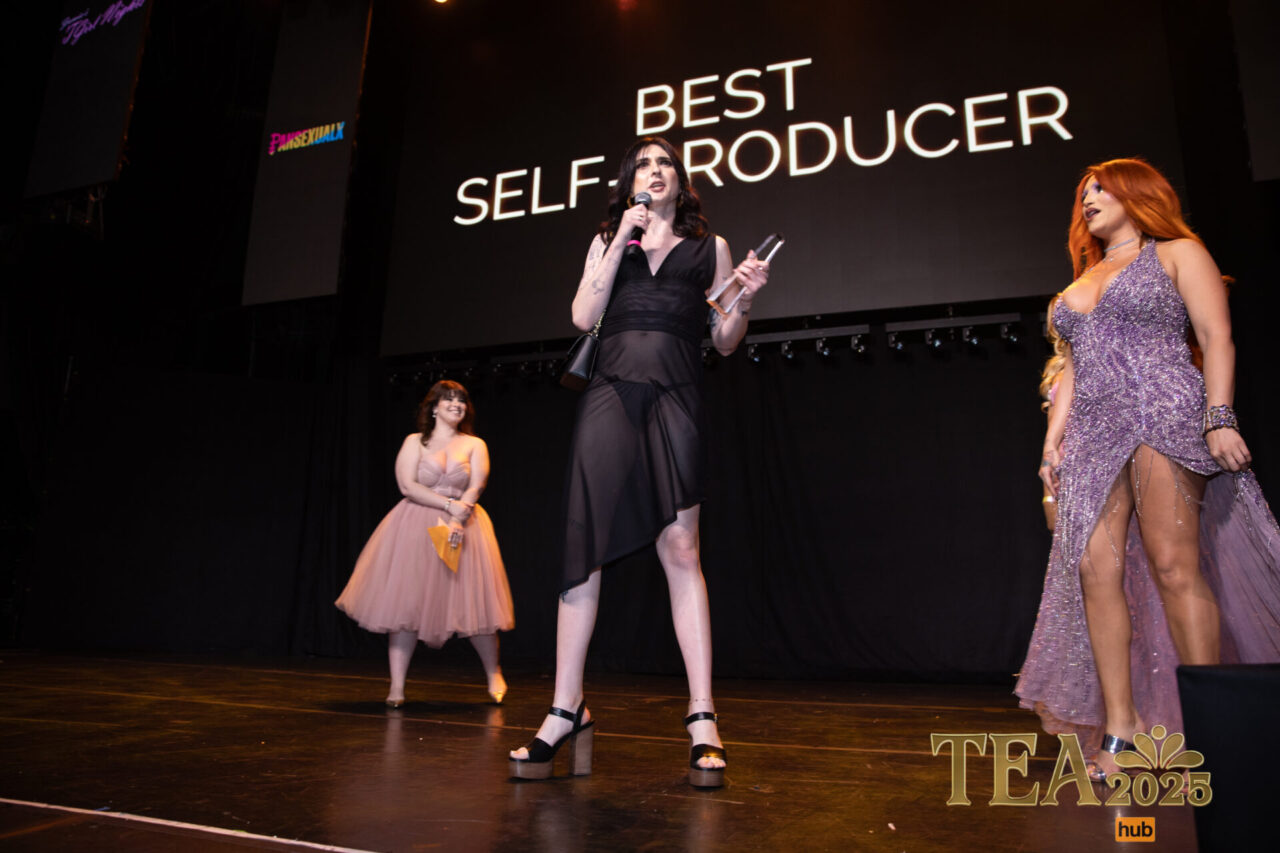 Dusti Bunni Wins TEA Award for Best Self-Producer