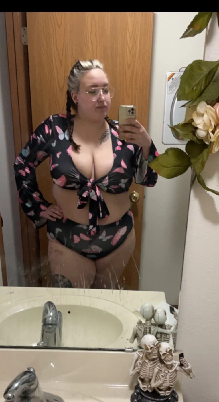 pasteloutkast OnlyFans - Creator Profile - Fleshbot