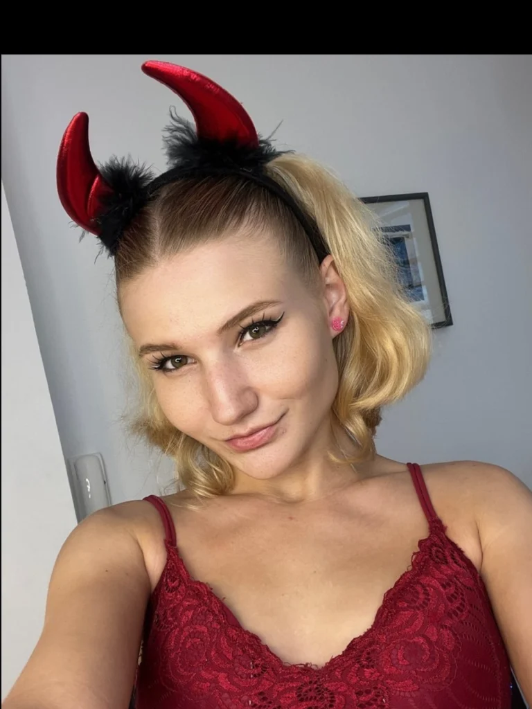 vanessa_norris OnlyFans - Creator Profile - Fleshbot