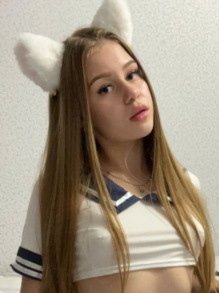 olivka_cute OnlyFans Leaks