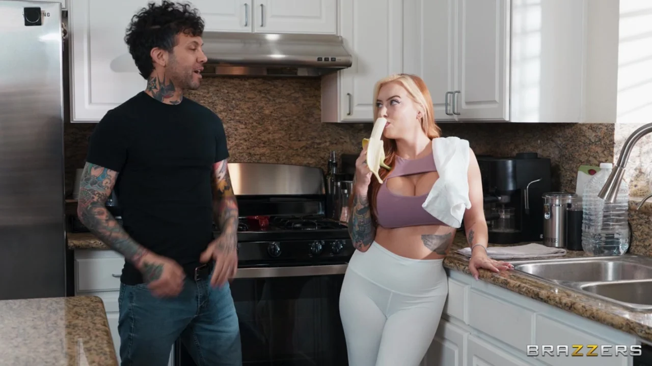 Cubbi Thompson Opens Wide in Latest from Brazzers