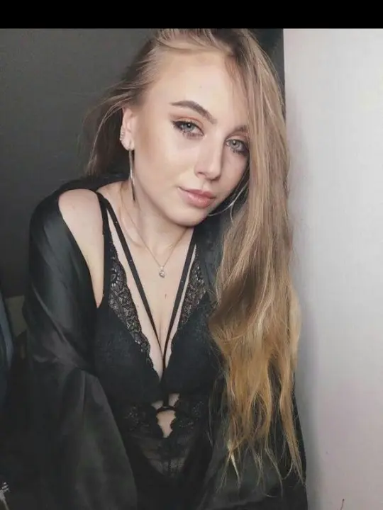 hollycluevip OnlyFans Leaks