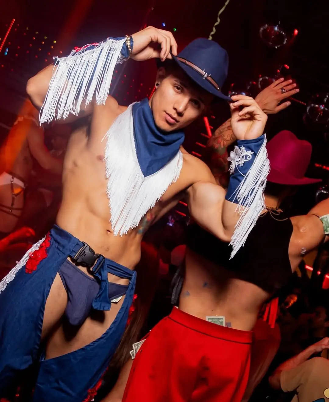 male go go boy bulge