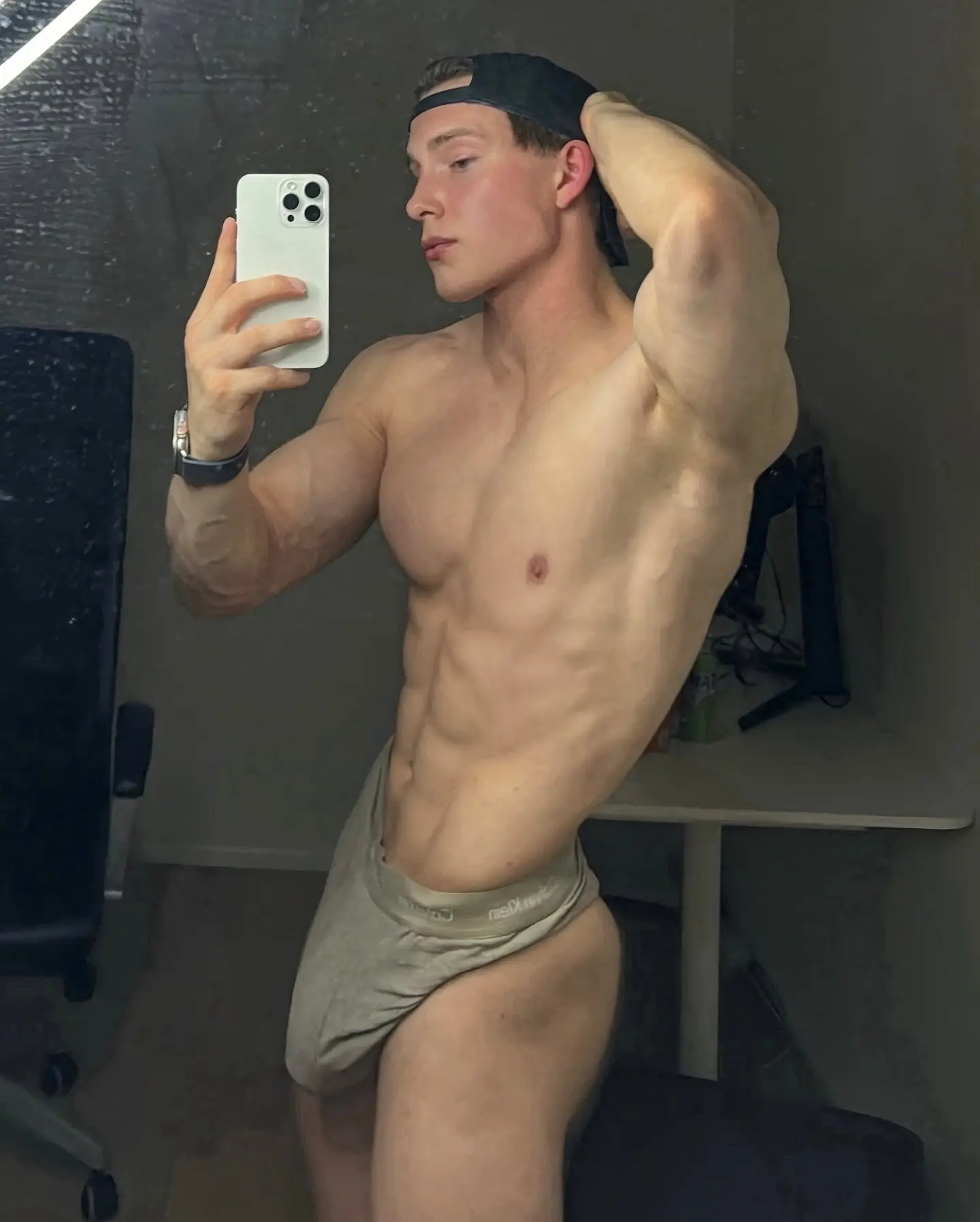 hung guy in underwear pic