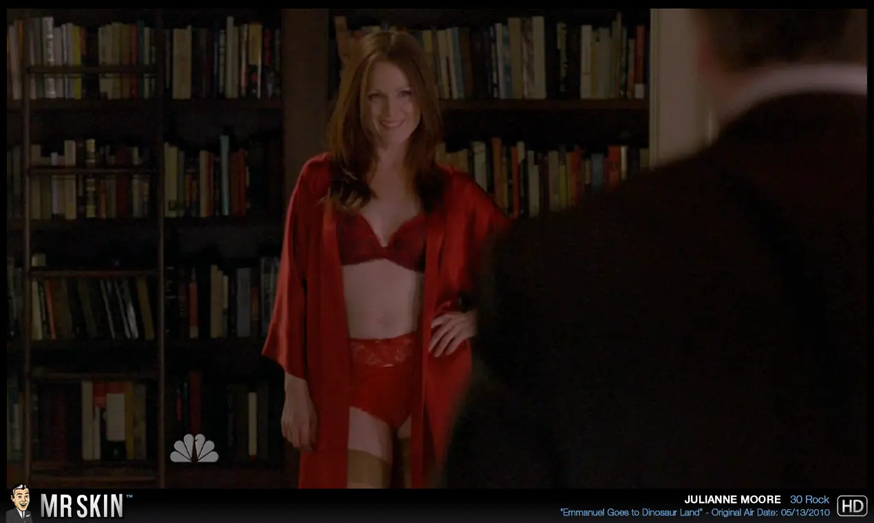 Julianne Moore in 30 Rock (2006-2011)