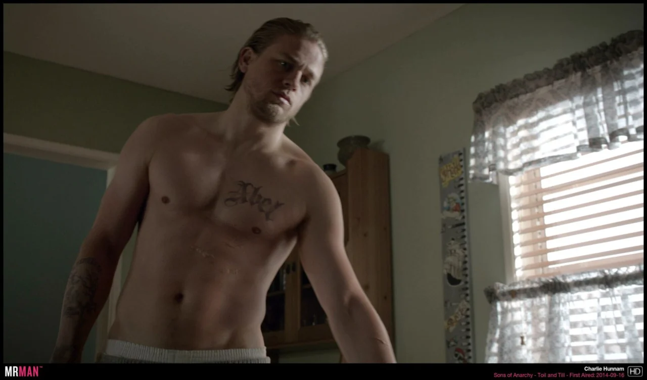 Charlie Hunnam Covers His Dick (Barely) In New Trailer