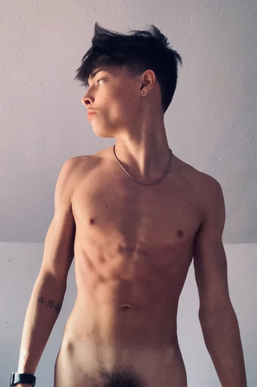 levirossvip OnlyFans Leaks