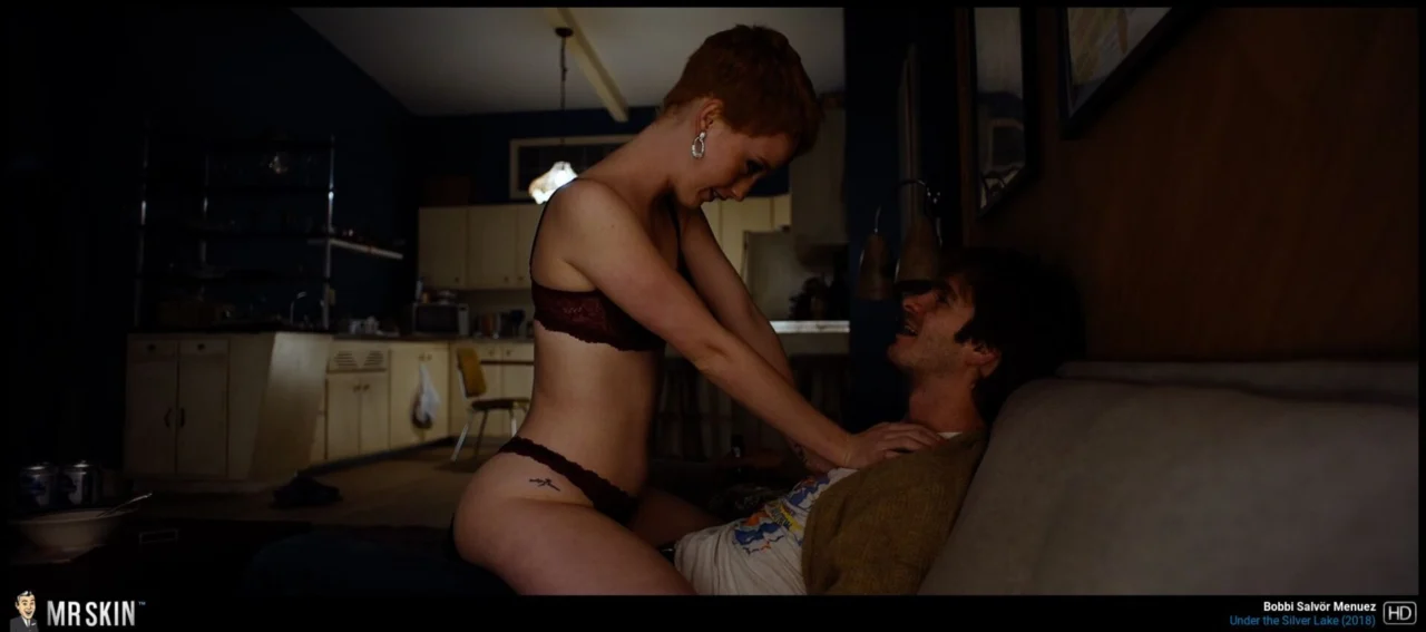 Bobbi Salvör Menuez in Under the Silver Lake (2018)