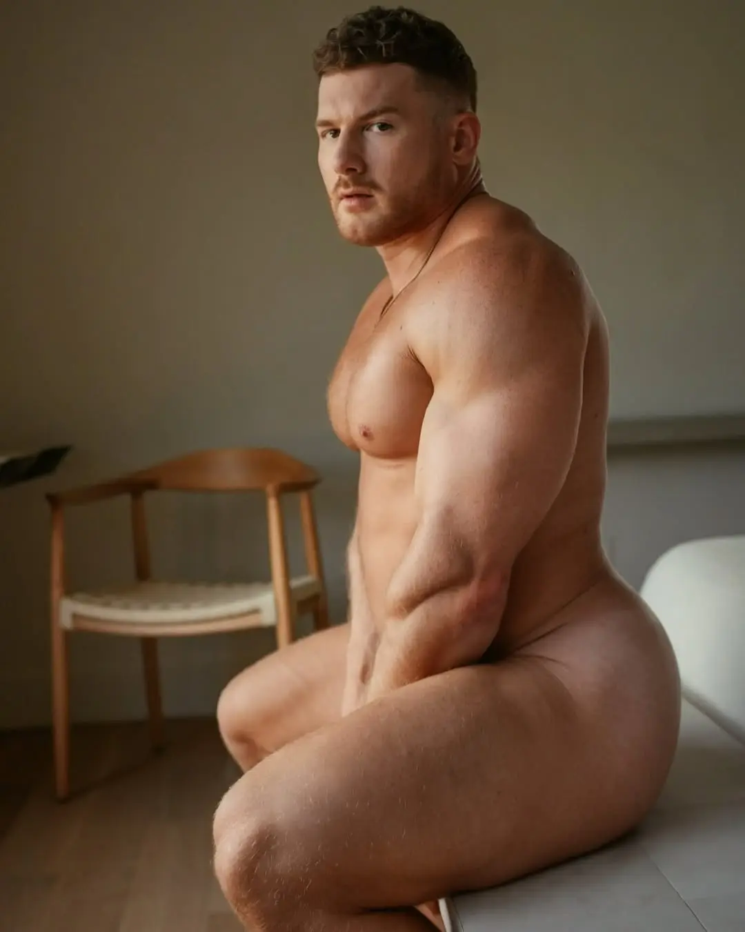 Instagram muscle stud pic