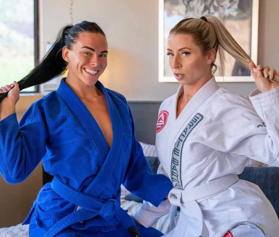 Tiffani Time Seduces Her Jiujitsu Teacher