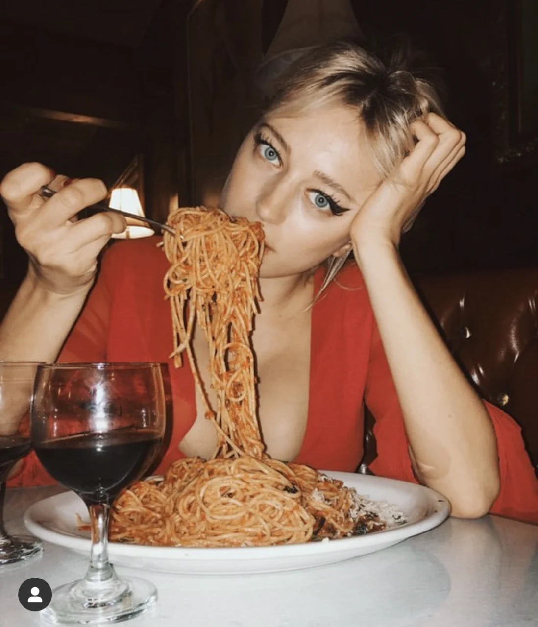 carolinevreeland OnlyFans Leaks