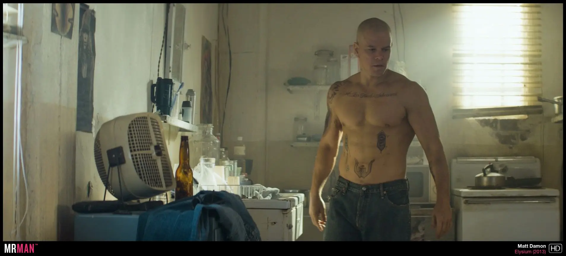 Matt Damon shirtless