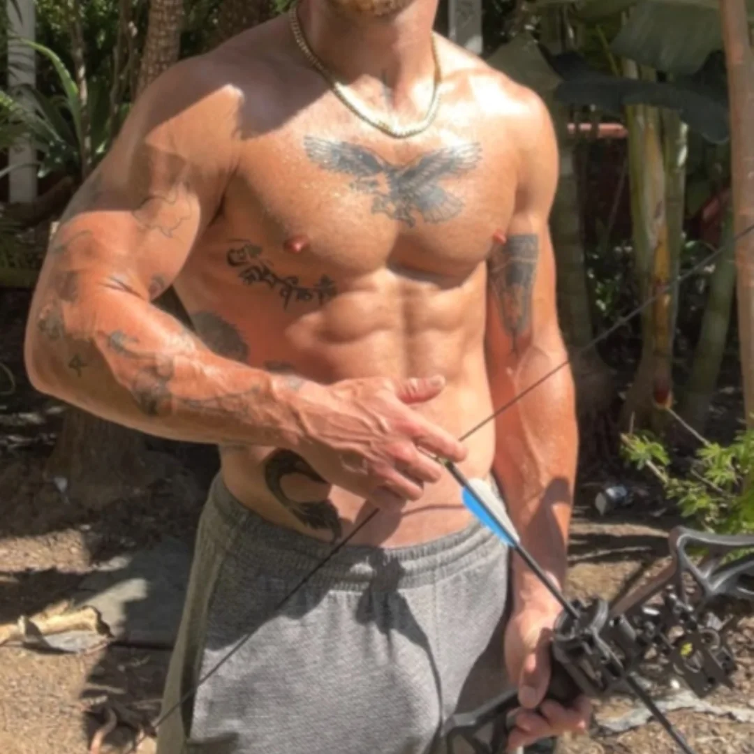 muscle guy in gray sweatpants