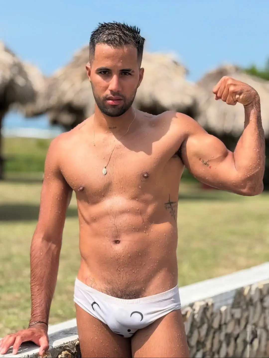 muscle Brazilian in wet Speedo
