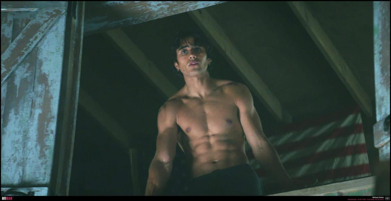 Twunk Hunk Michael Cimino Thirst Traps At the Gym