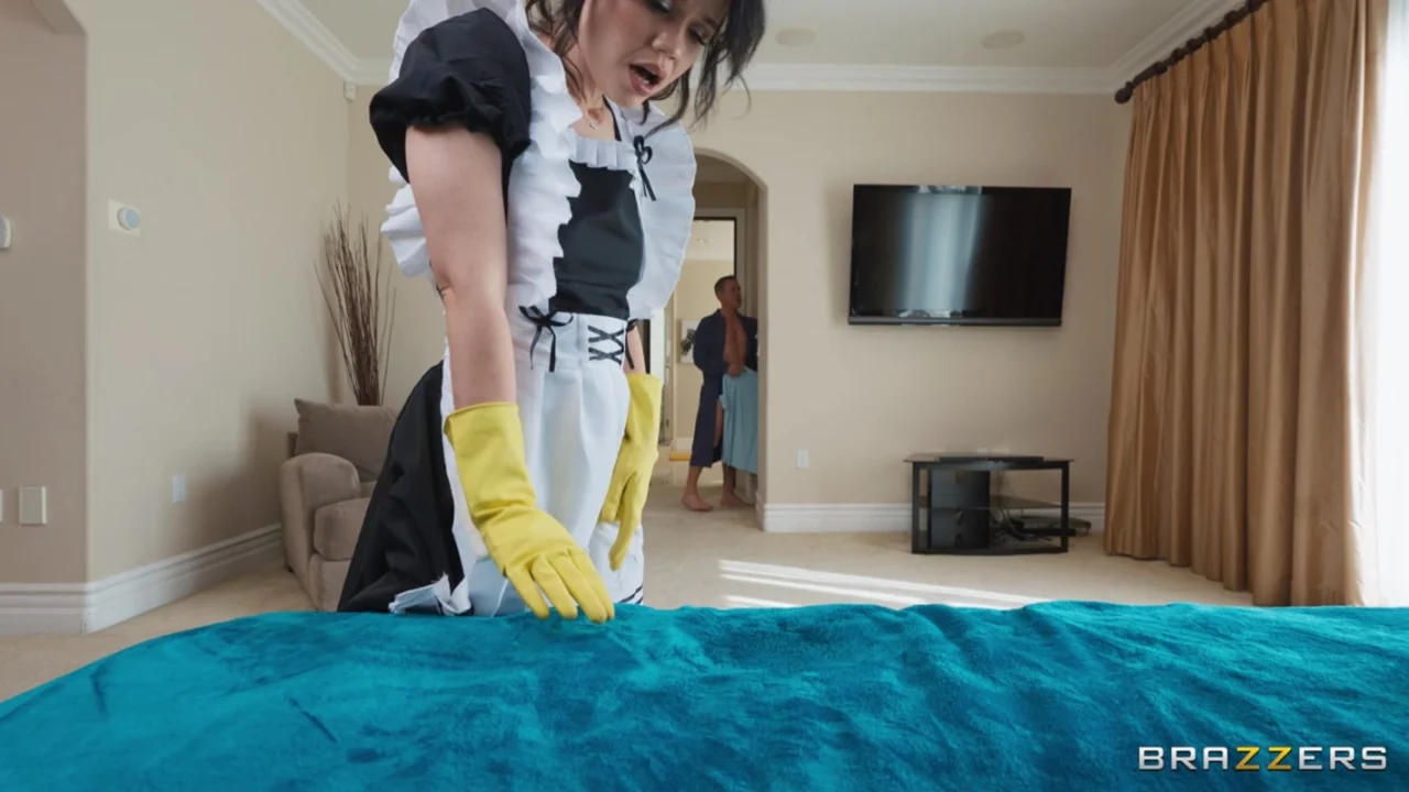 Yhivi Cleans House in New Brazzers Scene