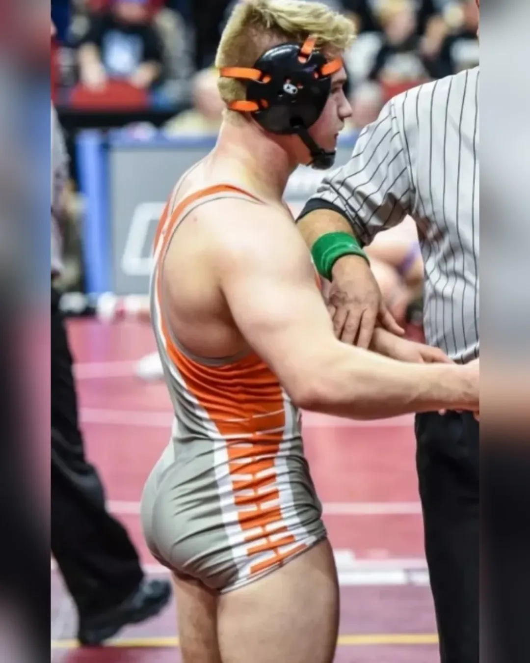 wrestler bubble butt