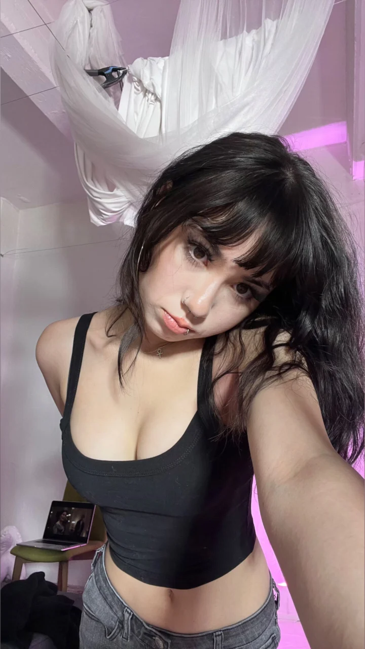 shinyykiraa OnlyFans Leaks