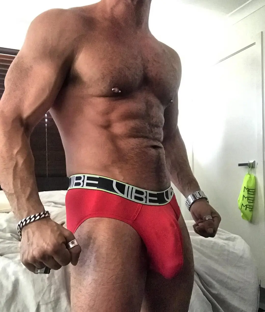 muscled hung stud