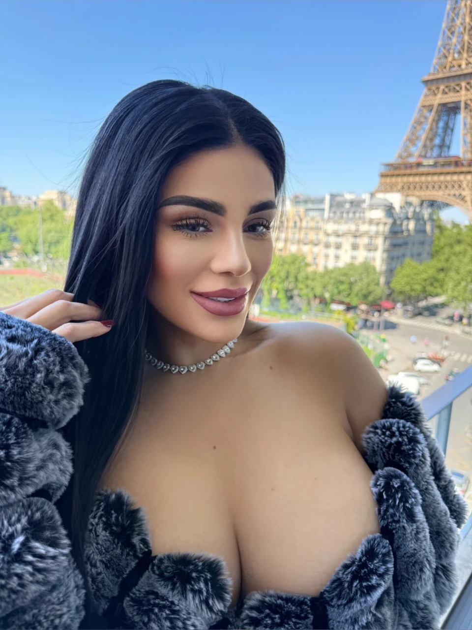 vianeyfrias OnlyFans Leaks