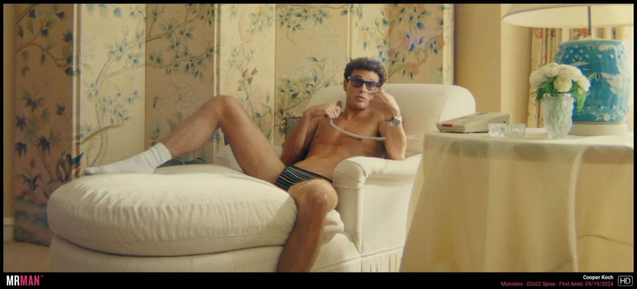 5 Gay Actors Who Showed Their Penises!