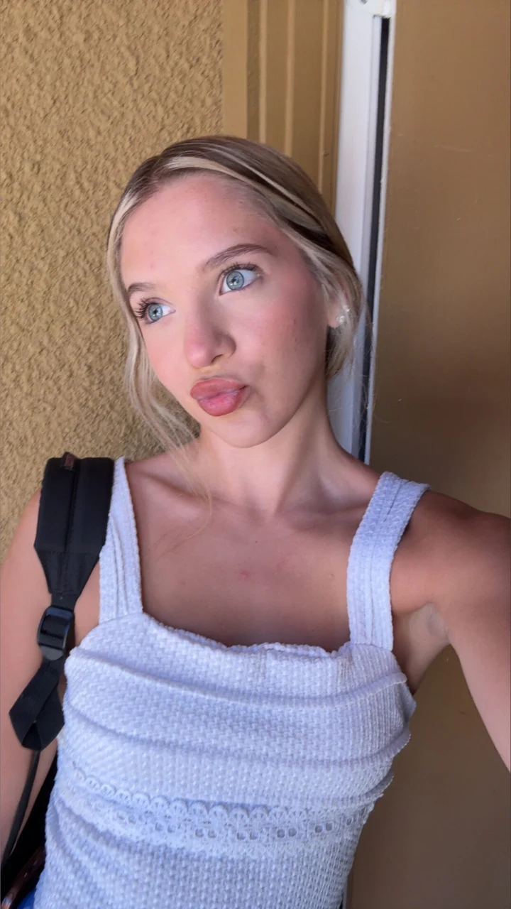 baileythompsonxo OnlyFans Leaks