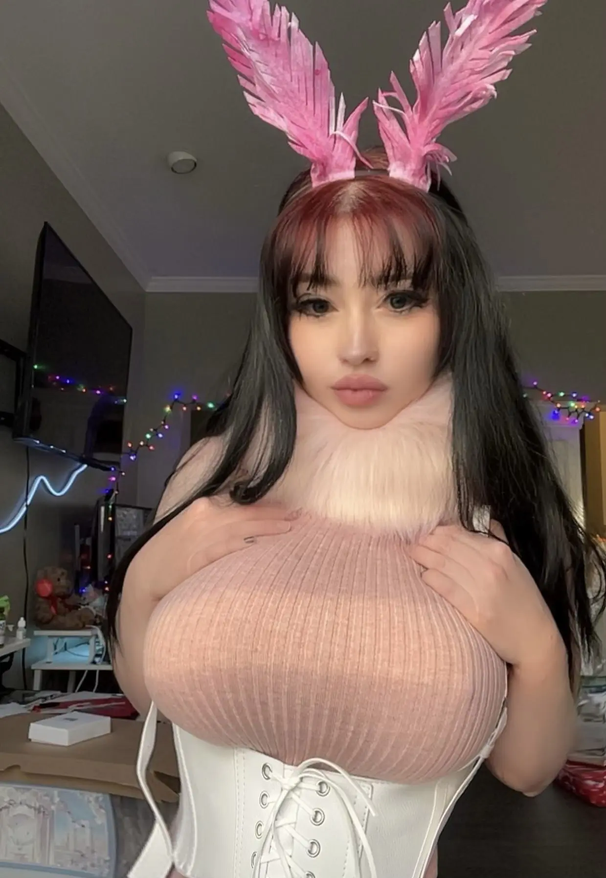 OnlyFans Creator Lux 'Lamegff' Reveals Her Massive OnlyFans Earnings