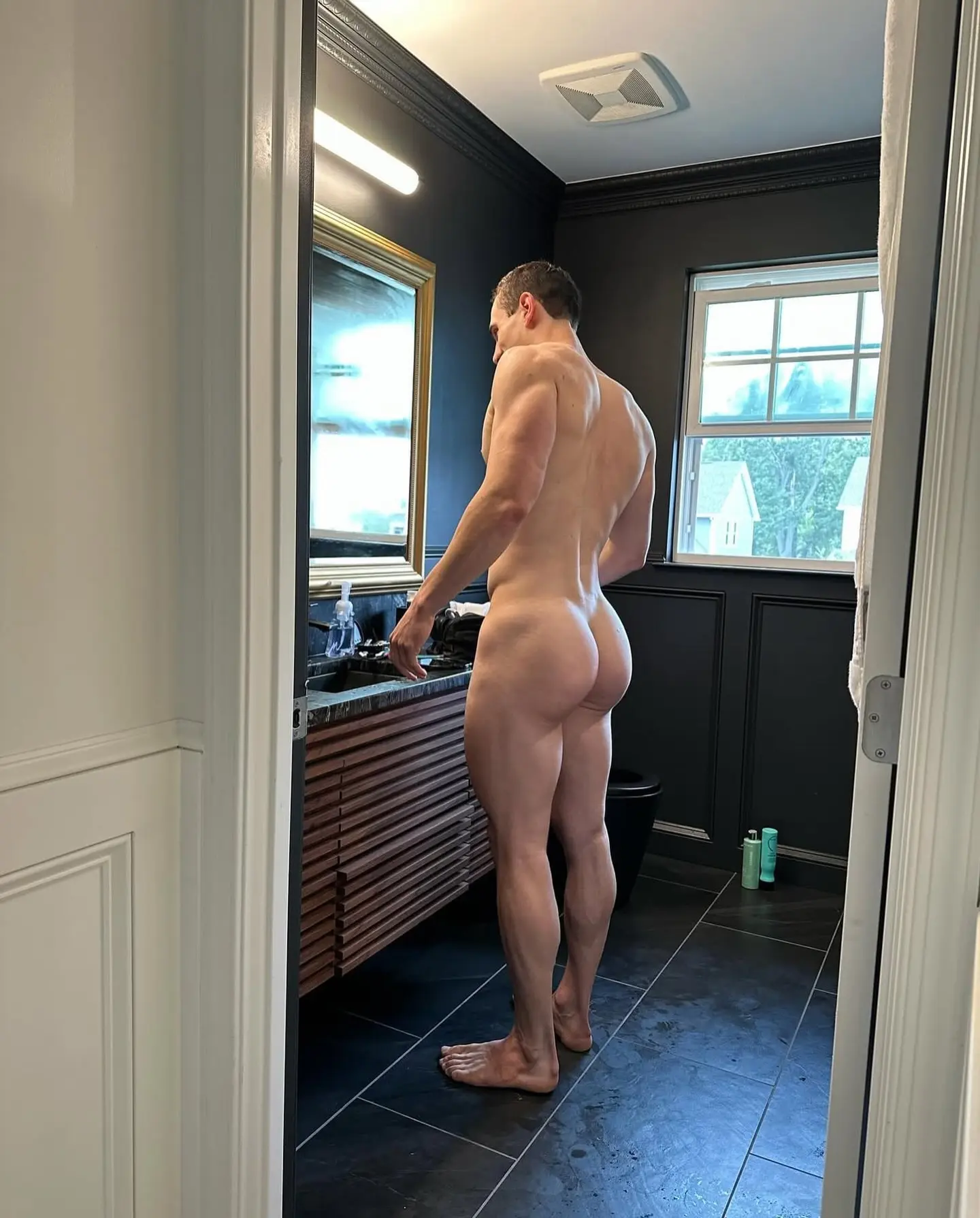 big muscle ass